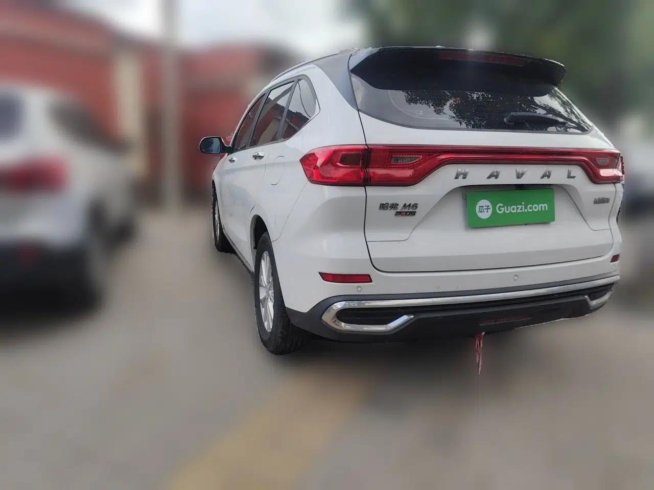 Haval M6 2021 PLUS 1.5T DCT Luxury Smart Connectivity Model — миниатюра 4
