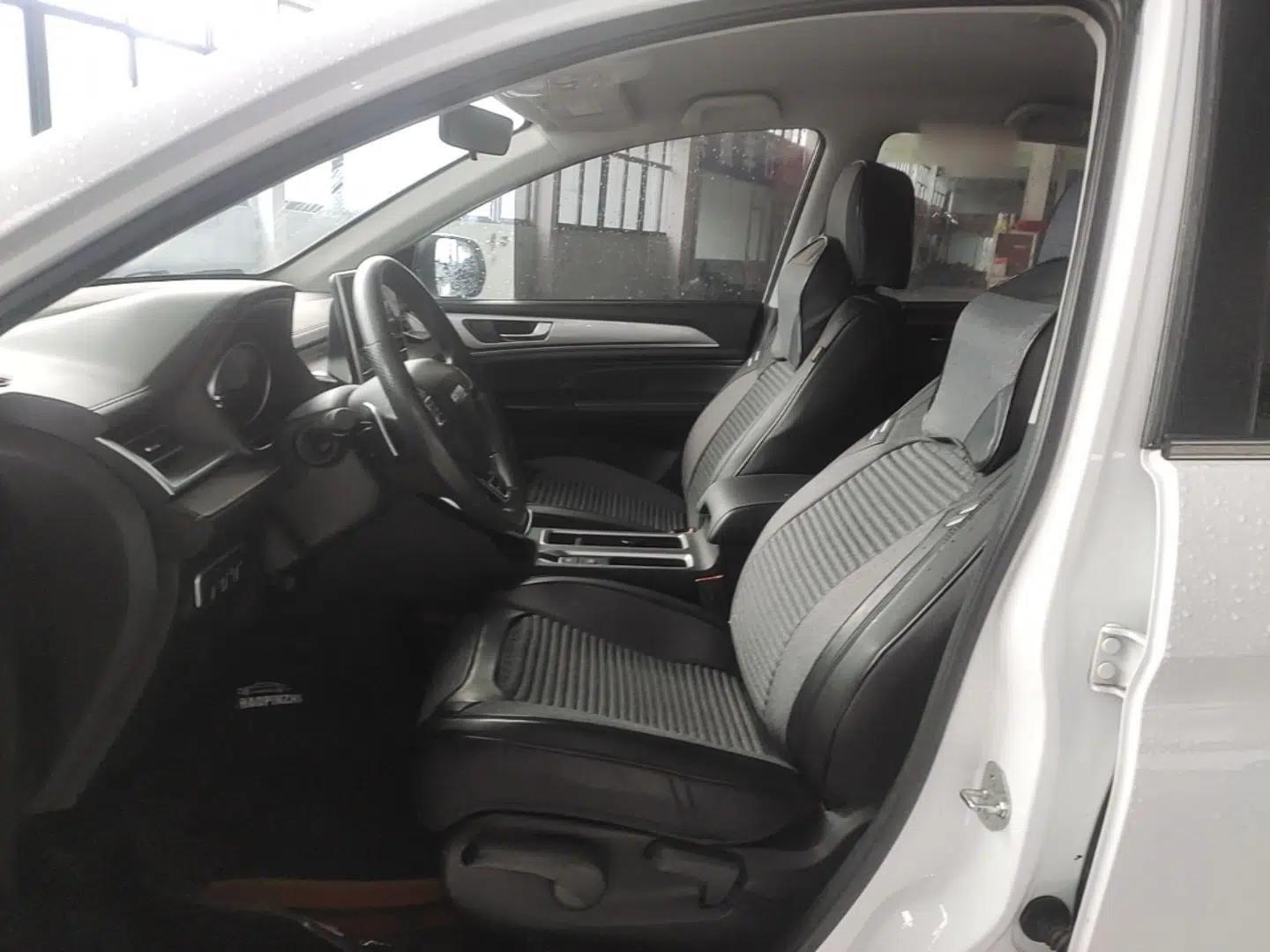 Haval M6 2023 PLUS 1.5T DCT Elite Smart Connectivity Model — миниатюра 17
