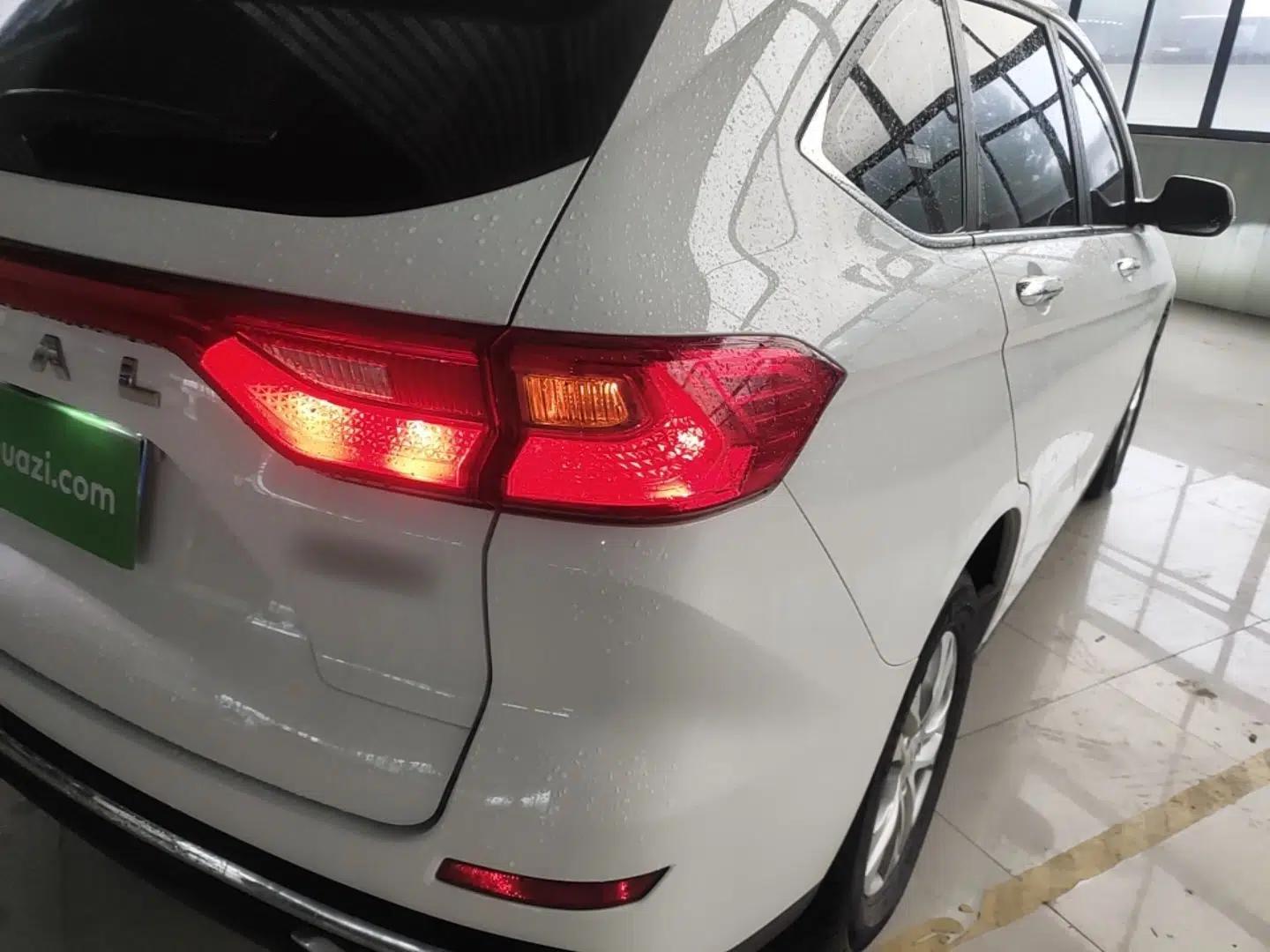 Haval M6 2023 PLUS 1.5T DCT Elite Smart Connectivity Model — миниатюра 9