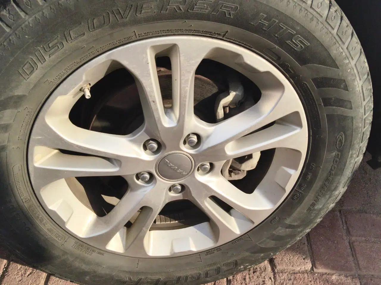 Haval M6 2017 1.5T Automatic Two-Wheel Drive Elite Model — миниатюра 8