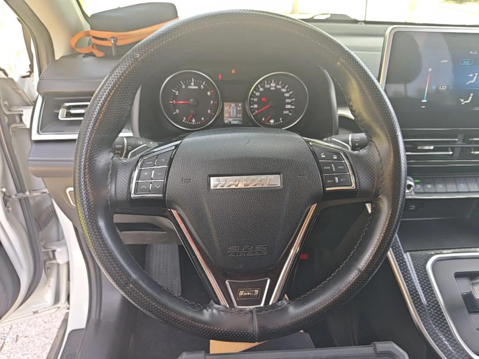 Haval M6 2021 PLUS 1.5T DCT Luxury Smart Connectivity Model — миниатюра 13