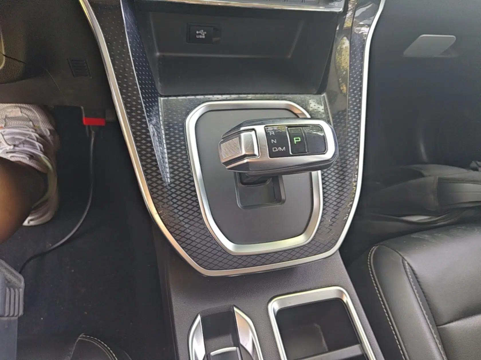 Haval M6 2021 PLUS 1.5T DCT Luxury Smart Connectivity Model — миниатюра 16
