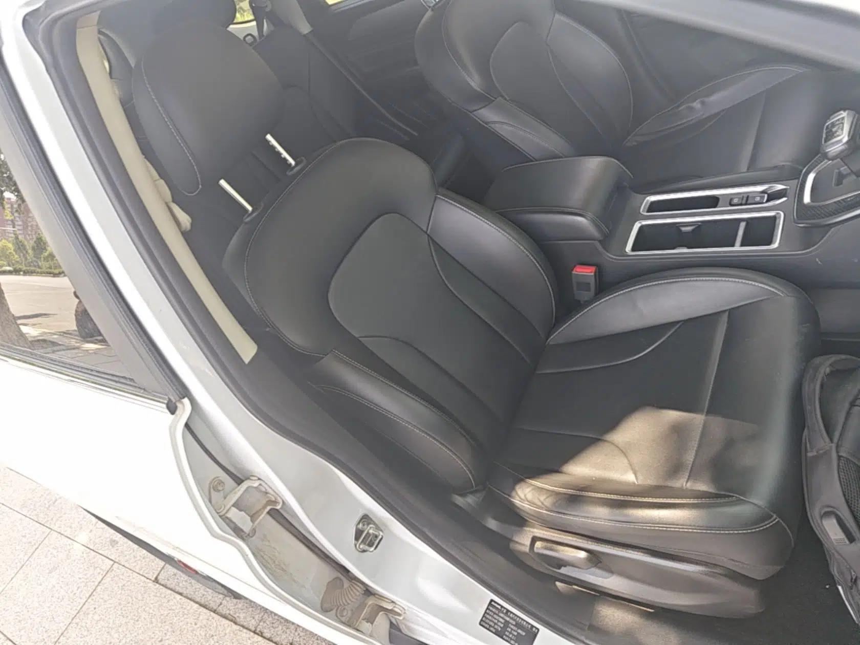 Haval M6 2021 PLUS 1.5T DCT Luxury Smart Connectivity Model — миниатюра 19