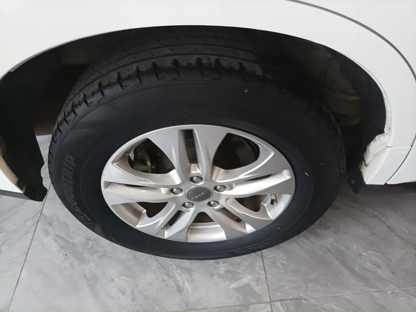 Haval M6 2018 Revised Version 1.5T DCT Two-Wheel Drive Elite Edition — миниатюра 11