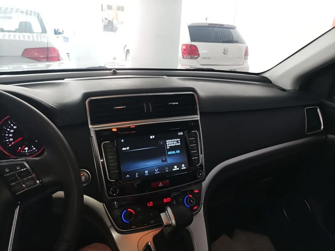 Haval M6 2018 Revised Version 1.5T DCT Two-Wheel Drive Elite Edition — миниатюра 12