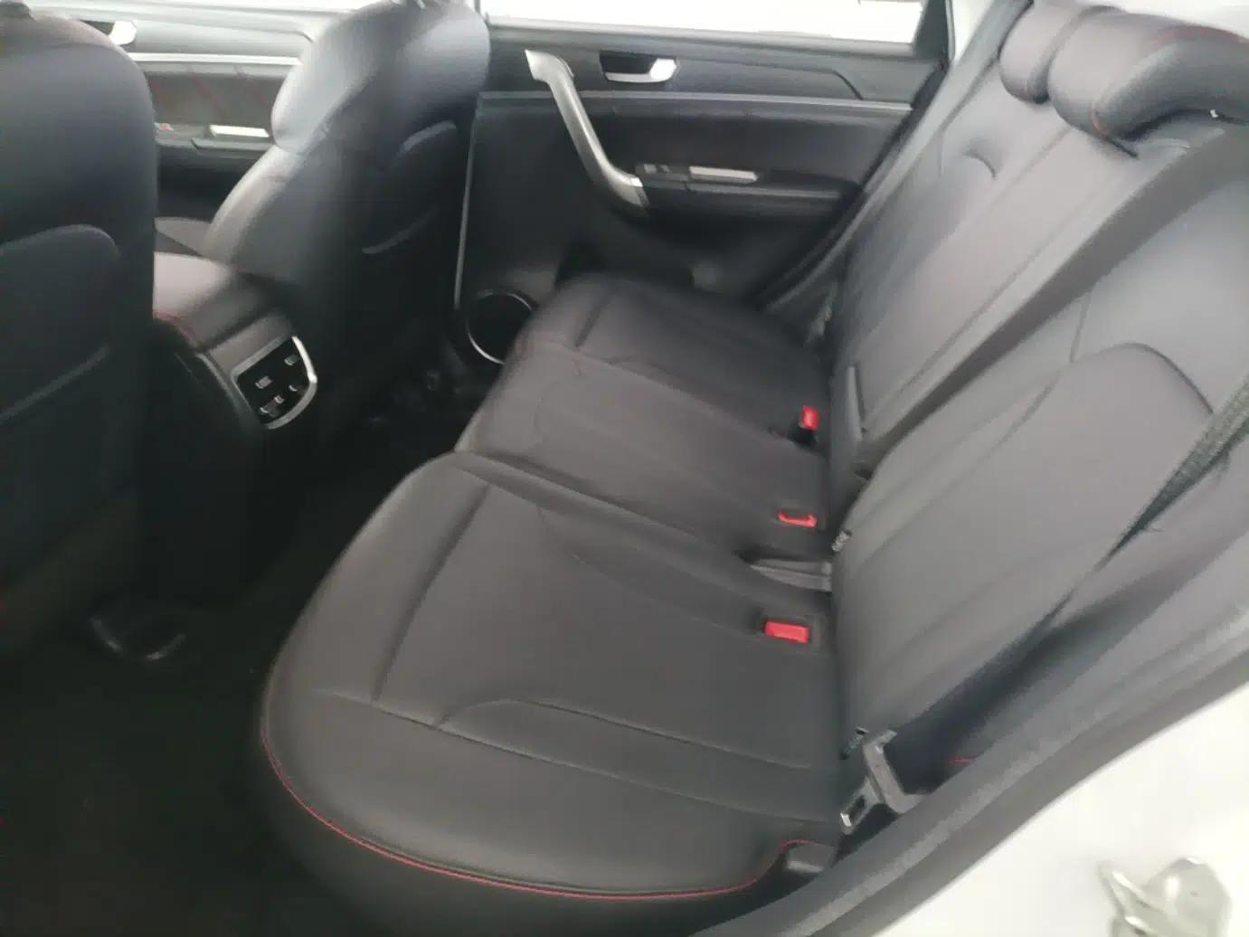 Haval M6 2018 Revised Version 1.5T DCT Two-Wheel Drive Elite Edition — миниатюра 20