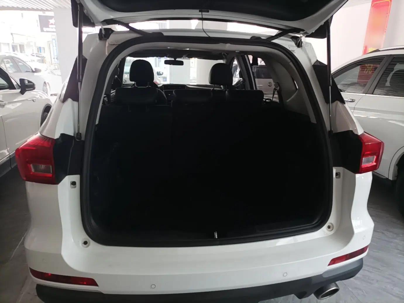 Haval M6 2018 Revised Version 1.5T DCT Two-Wheel Drive Elite Edition — миниатюра 22