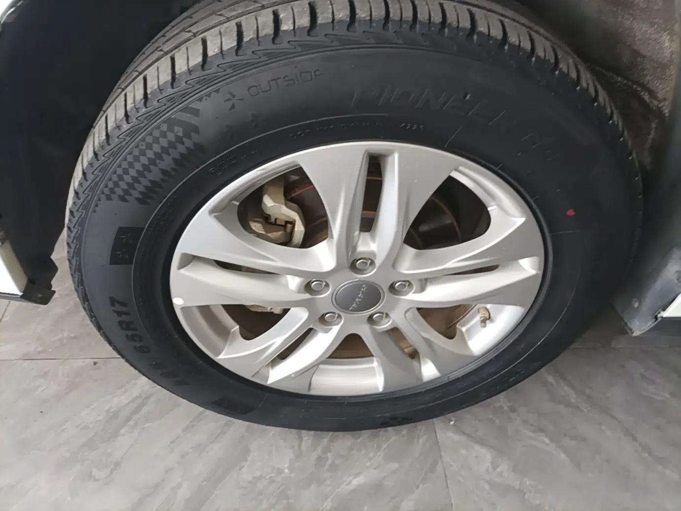 Haval M6 2018 Revised Version 1.5T DCT Two-Wheel Drive Elite Edition — миниатюра 10