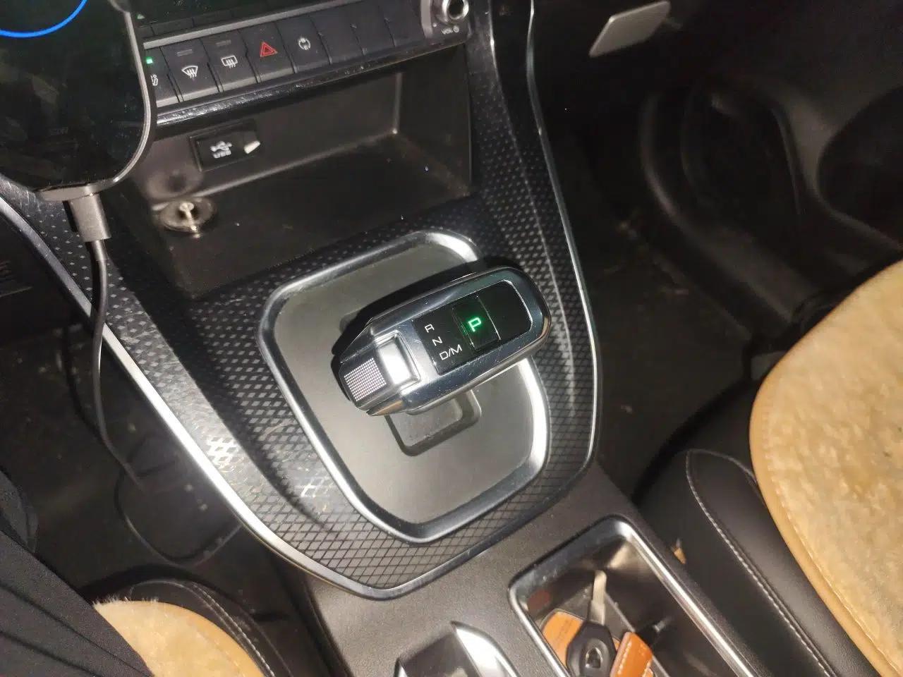Haval M6 2021 PLUS 1.5T DCT Luxury Smart Connectivity Model — миниатюра 14