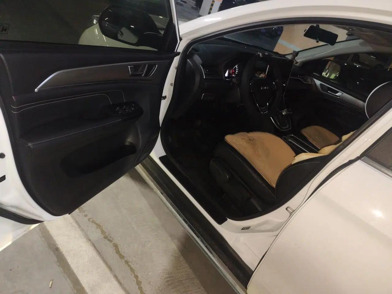 Haval M6 2021 PLUS 1.5T DCT Luxury Smart Connectivity Model — миниатюра 16