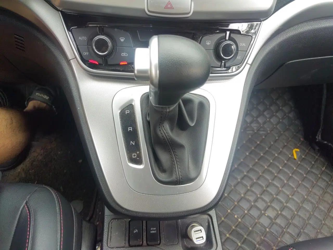 Haval M6 2019 1.5T DCT Two-Wheel Drive Elite Version China VI Standard — миниатюра 14