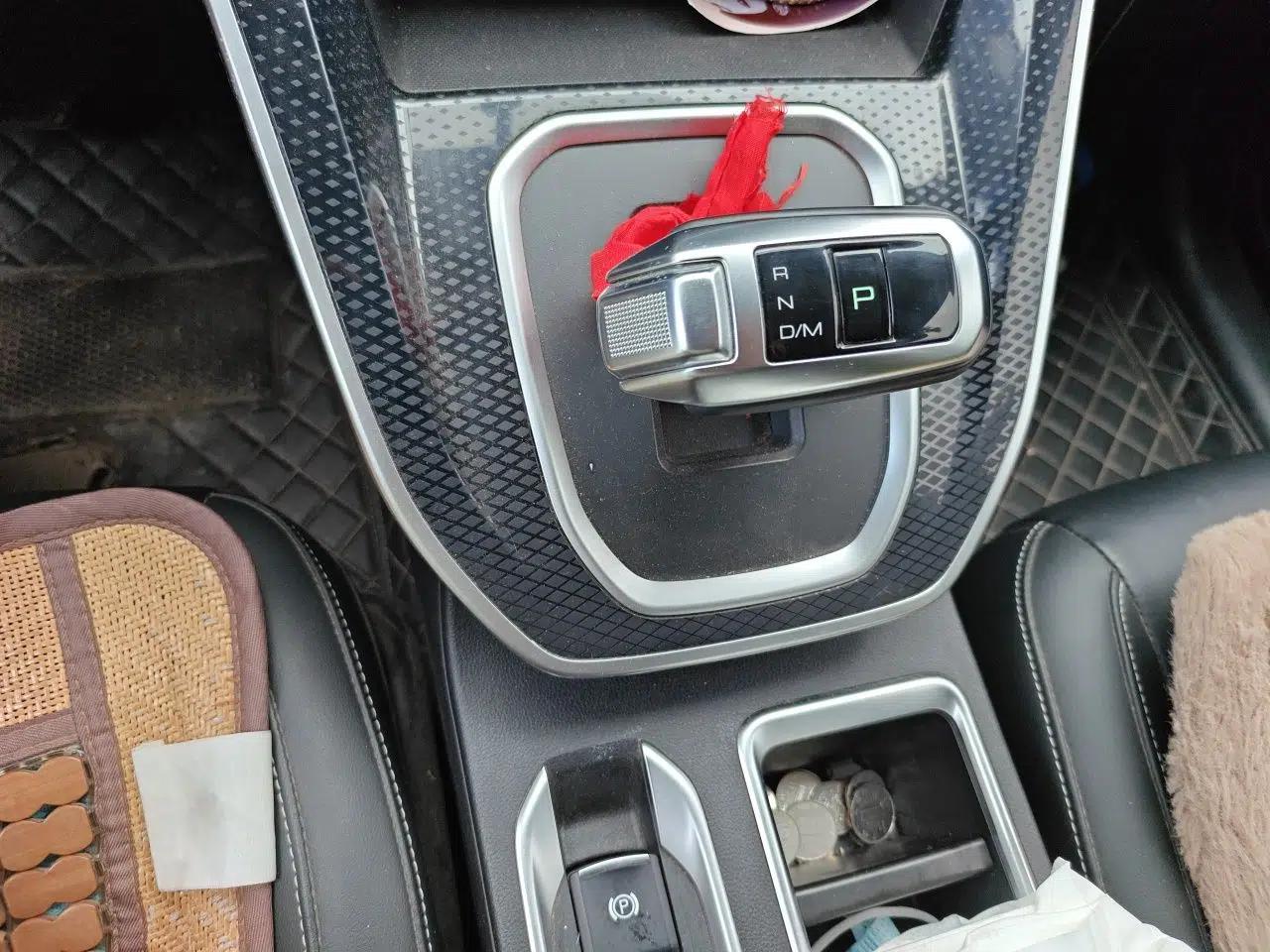 Haval M6 2021 PLUS 1.5T DCT Luxury Smart Connectivity Model — миниатюра 14