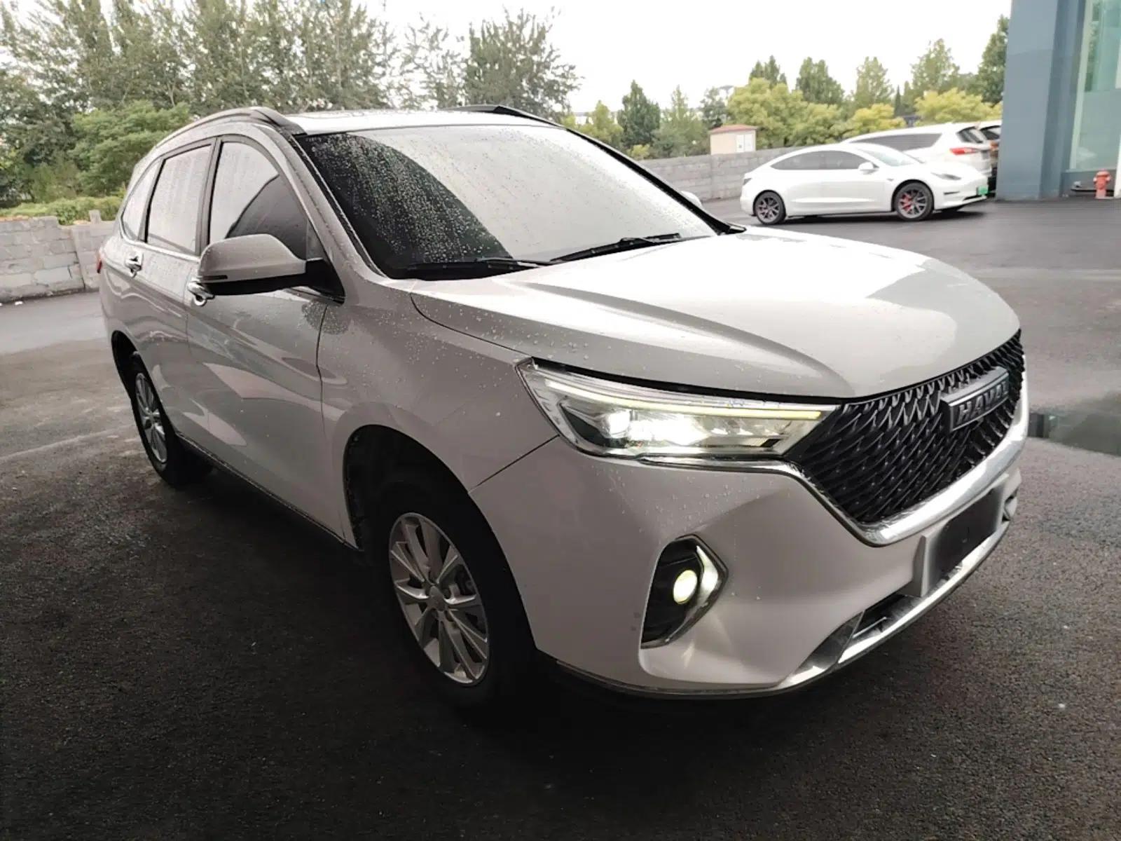 Haval M6 2023 PLUS 1.5T DCT Luxury Smart Connectivity Model — миниатюра 12