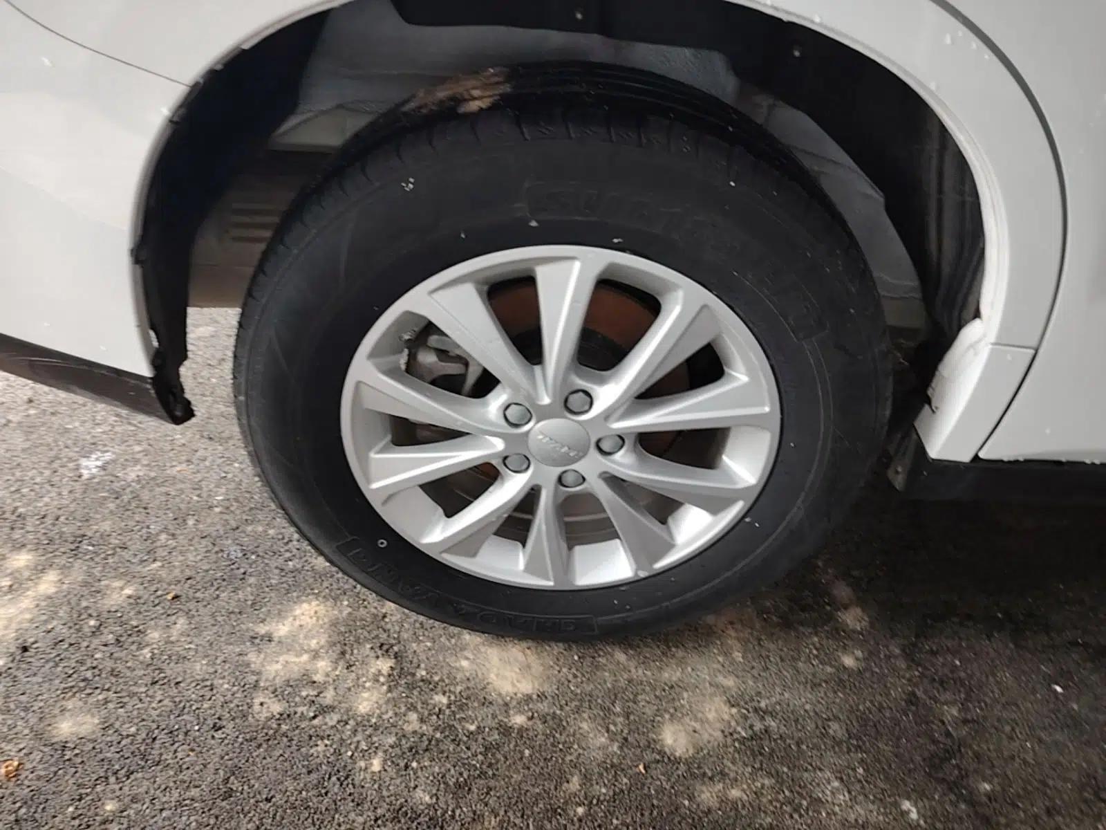 Haval M6 2023 PLUS 1.5T DCT Luxury Smart Connectivity Model — миниатюра 16