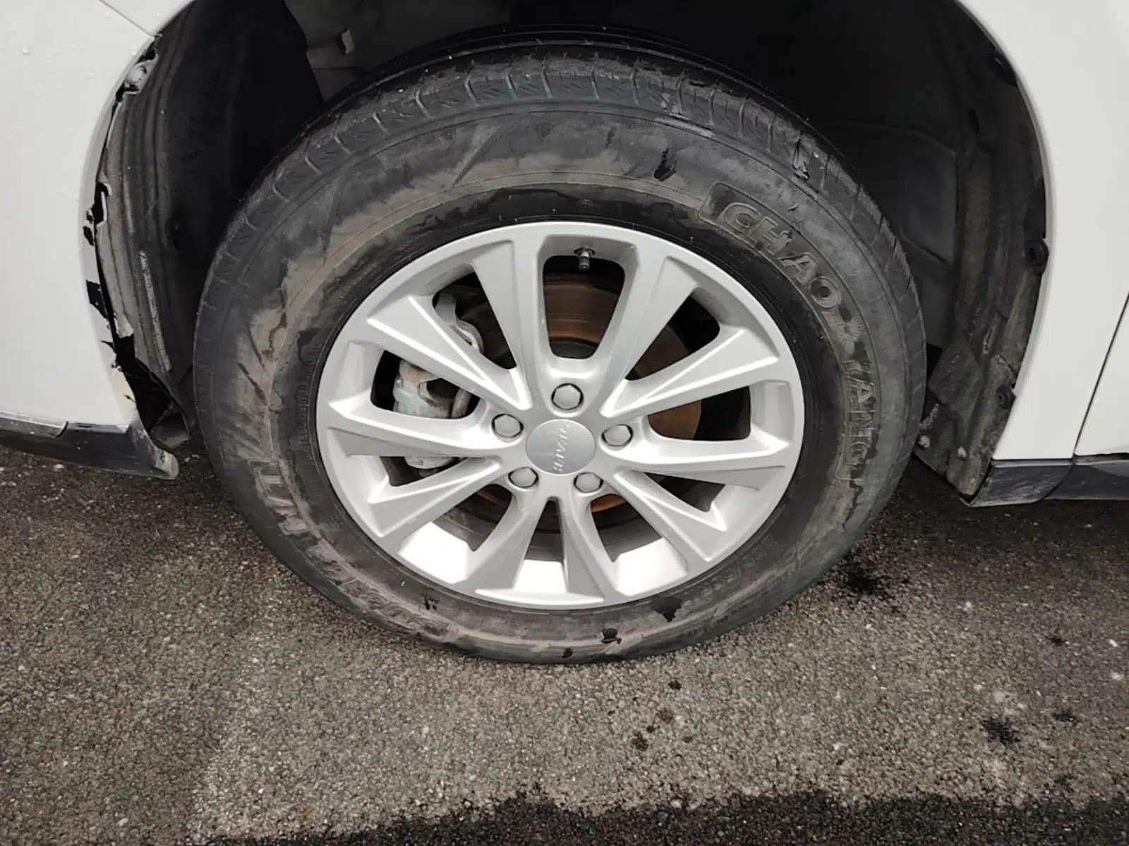 Haval M6 2023 PLUS 1.5T DCT Luxury Smart Connectivity Model — миниатюра 10