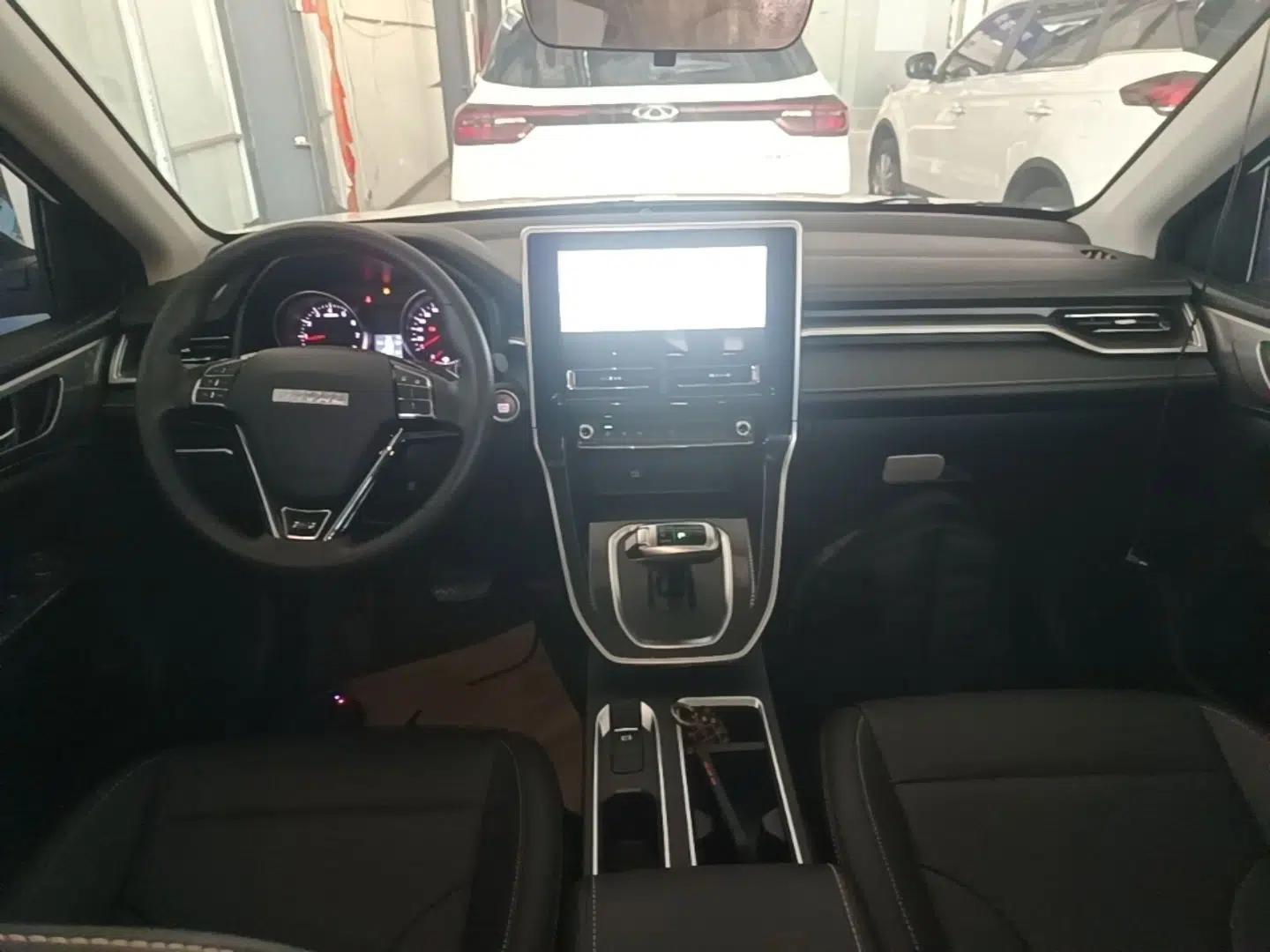 Haval M6 2021 PLUS 1.5T DCT Comfort Edition — миниатюра 12