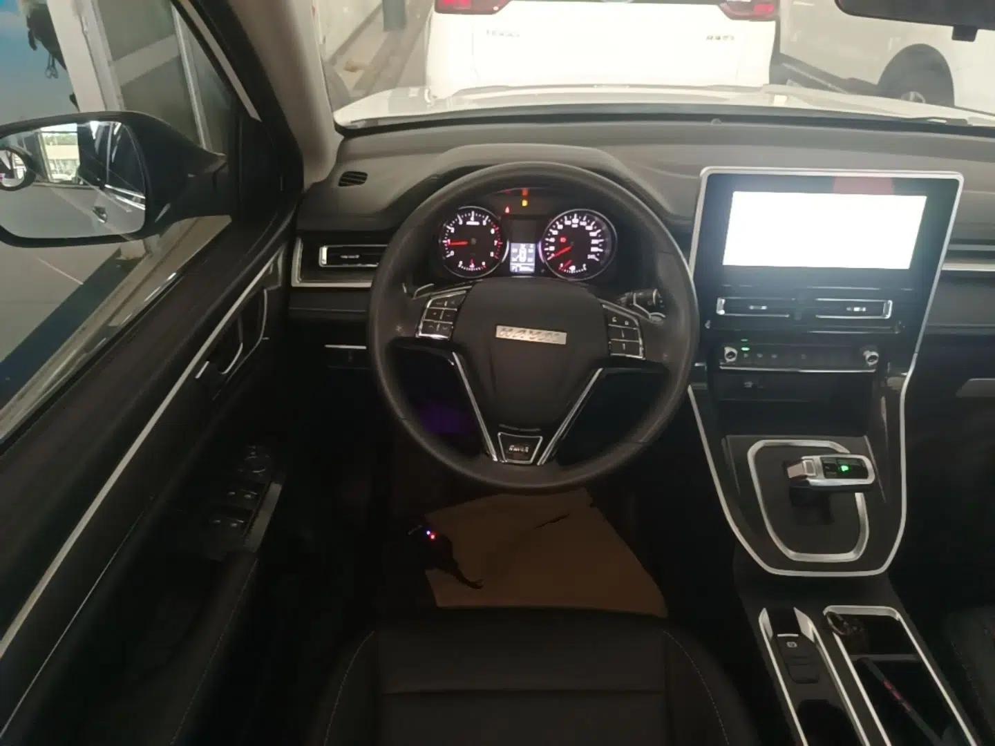 Haval M6 2021 PLUS 1.5T DCT Comfort Edition — миниатюра 13