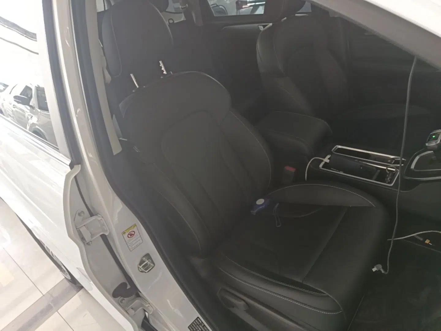 Haval M6 2021 PLUS 1.5T DCT Comfort Edition — миниатюра 19