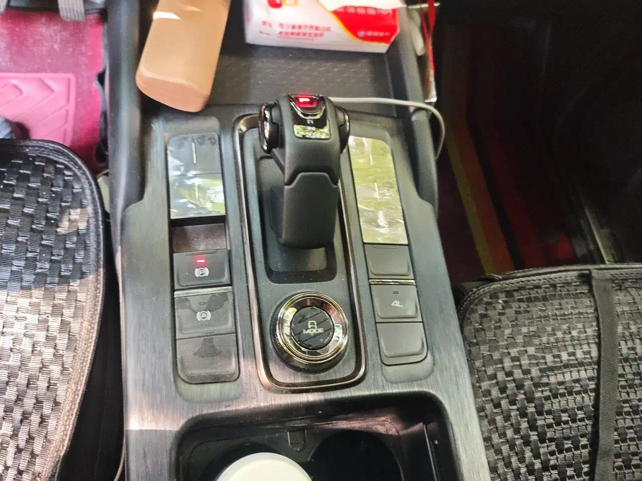Haval H9 2024 2.0T Gasoline Four-Wheel Drive Explore Edition — миниатюра 14