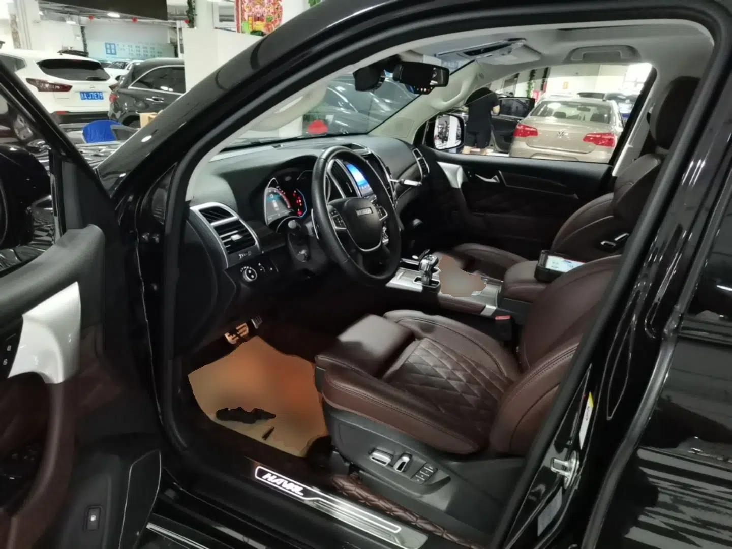 Haval H9 2020 2.0T Gasoline 4WD Premium Edition 5 Seats — миниатюра 17