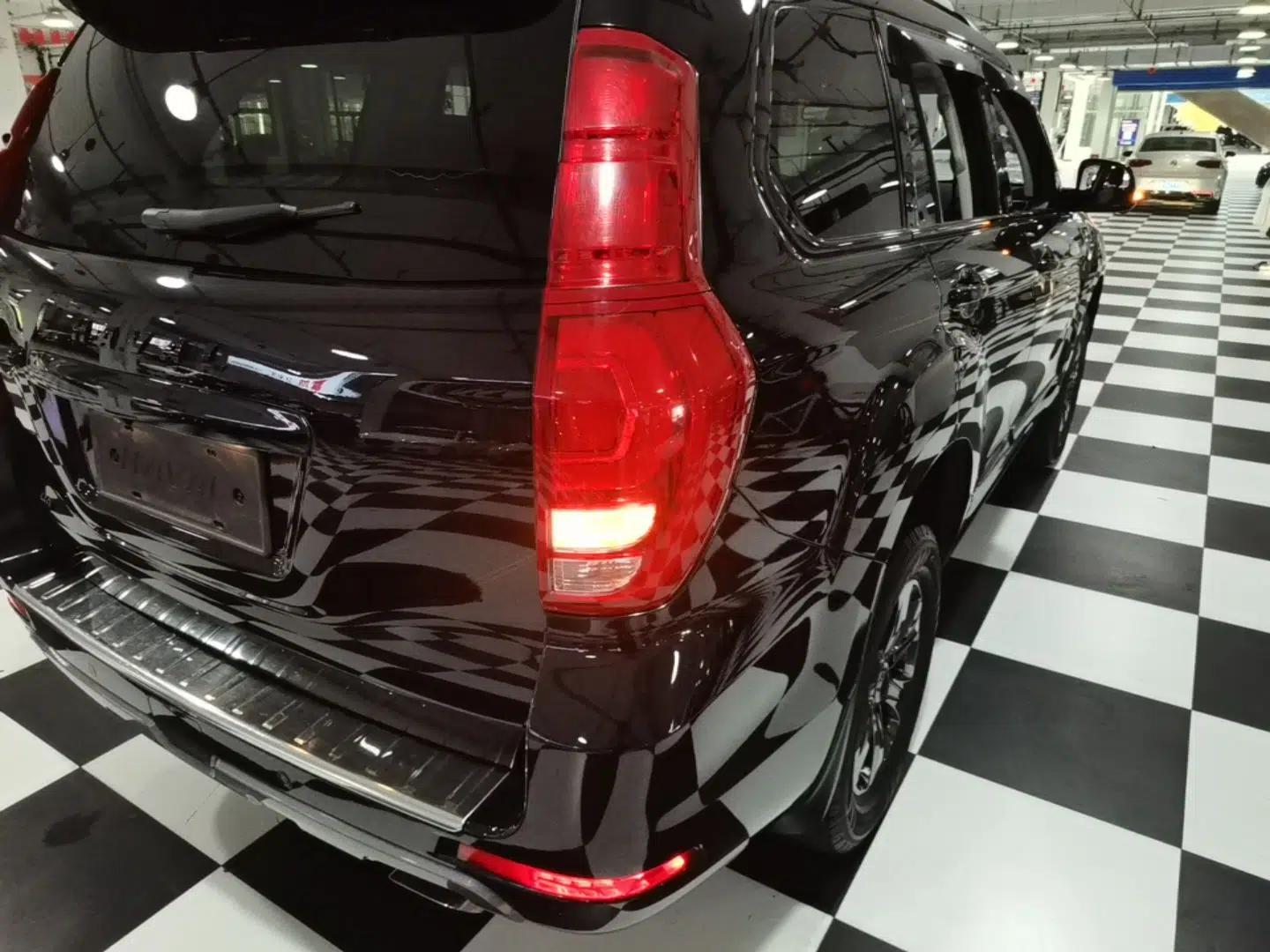 Haval H9 2020 2.0T Gasoline 4WD Premium Edition 5 Seats — миниатюра 9