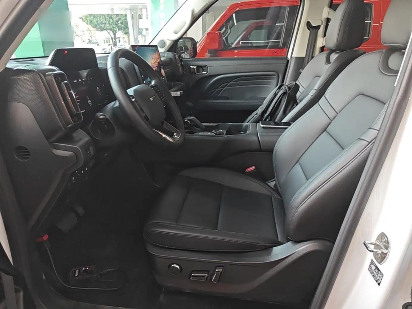 Haval Raptor New Energy 2024 Hi4 145 Cross-Over Edition — миниатюра 17