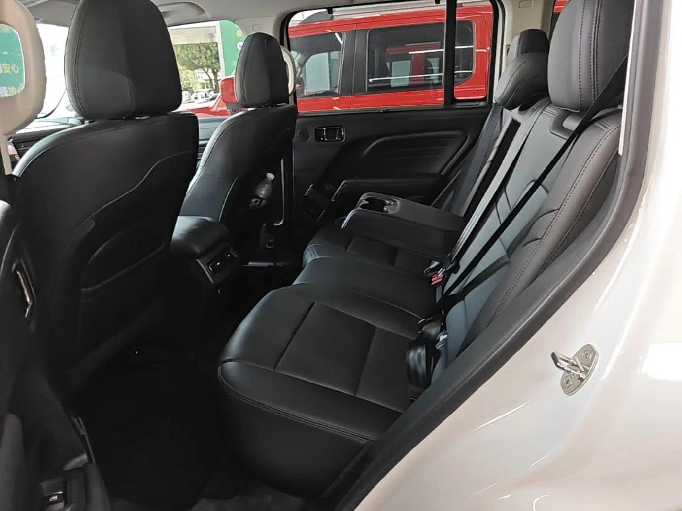 Haval Raptor New Energy 2024 Hi4 145 Cross-Over Edition — миниатюра 20