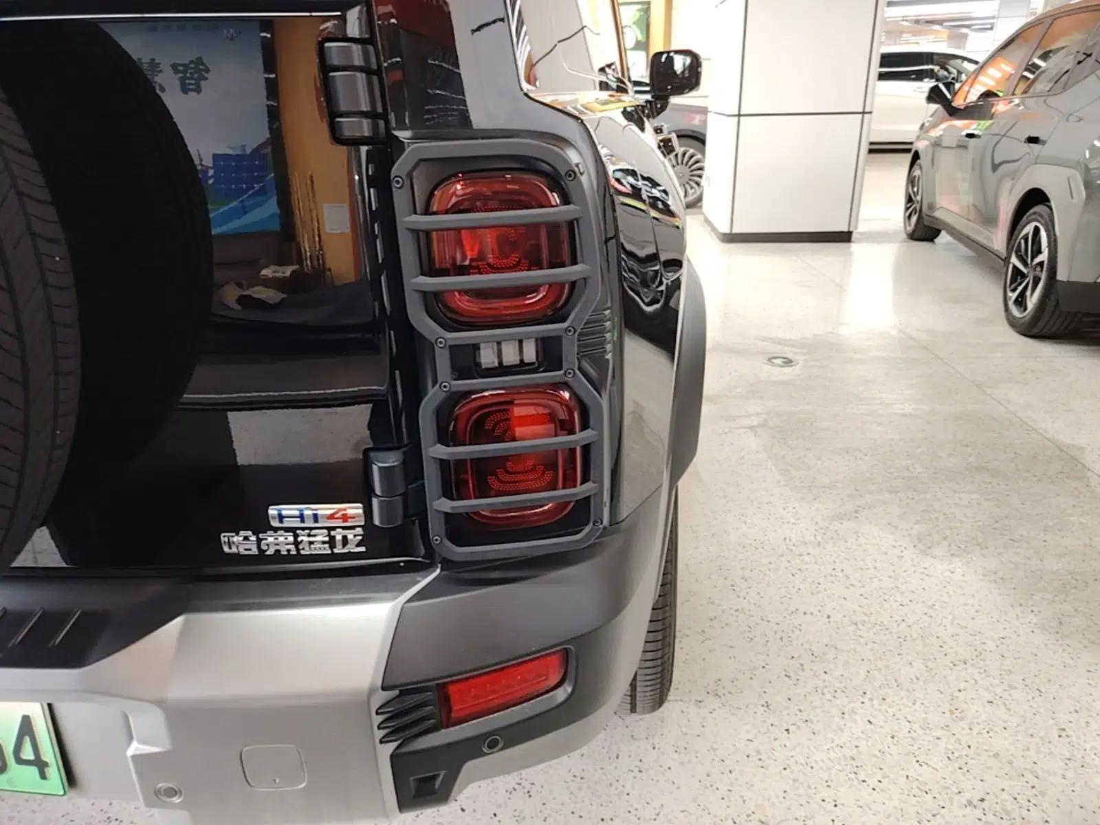 Haval Raptor New Energy 2023 Hi4 145 Explorer Edition — миниатюра 9