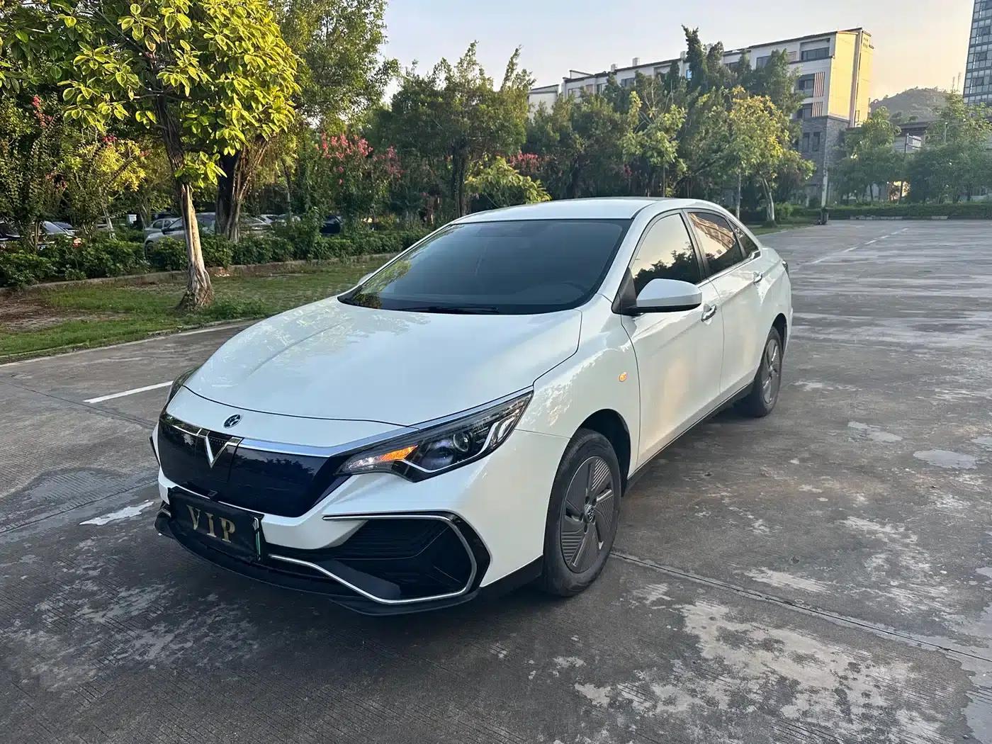 Venucia D60EV 2023 PLUS Smart Edition RJ Model — миниатюра 1