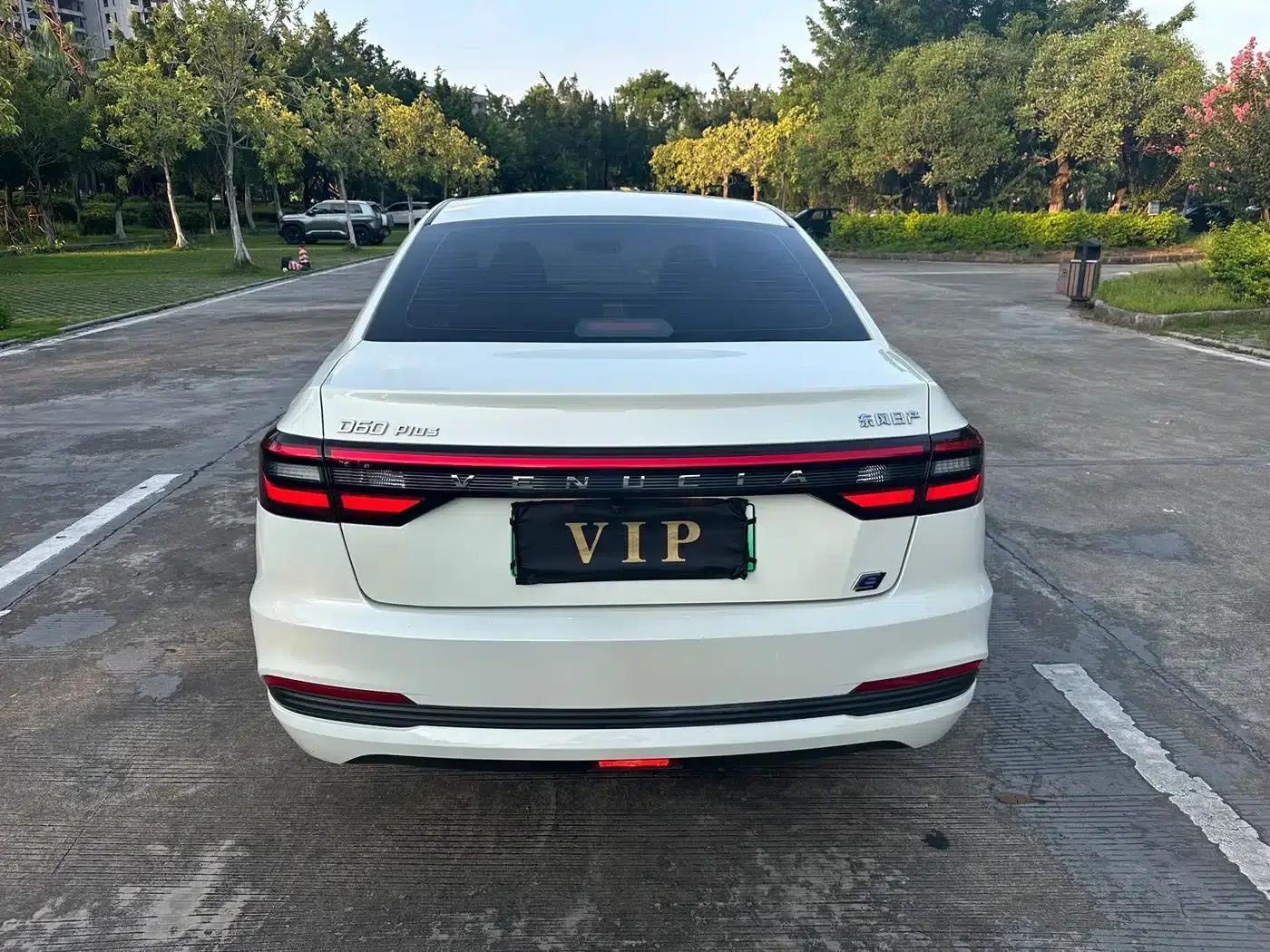 Venucia D60EV 2023 PLUS Smart Edition RJ Model — миниатюра 8