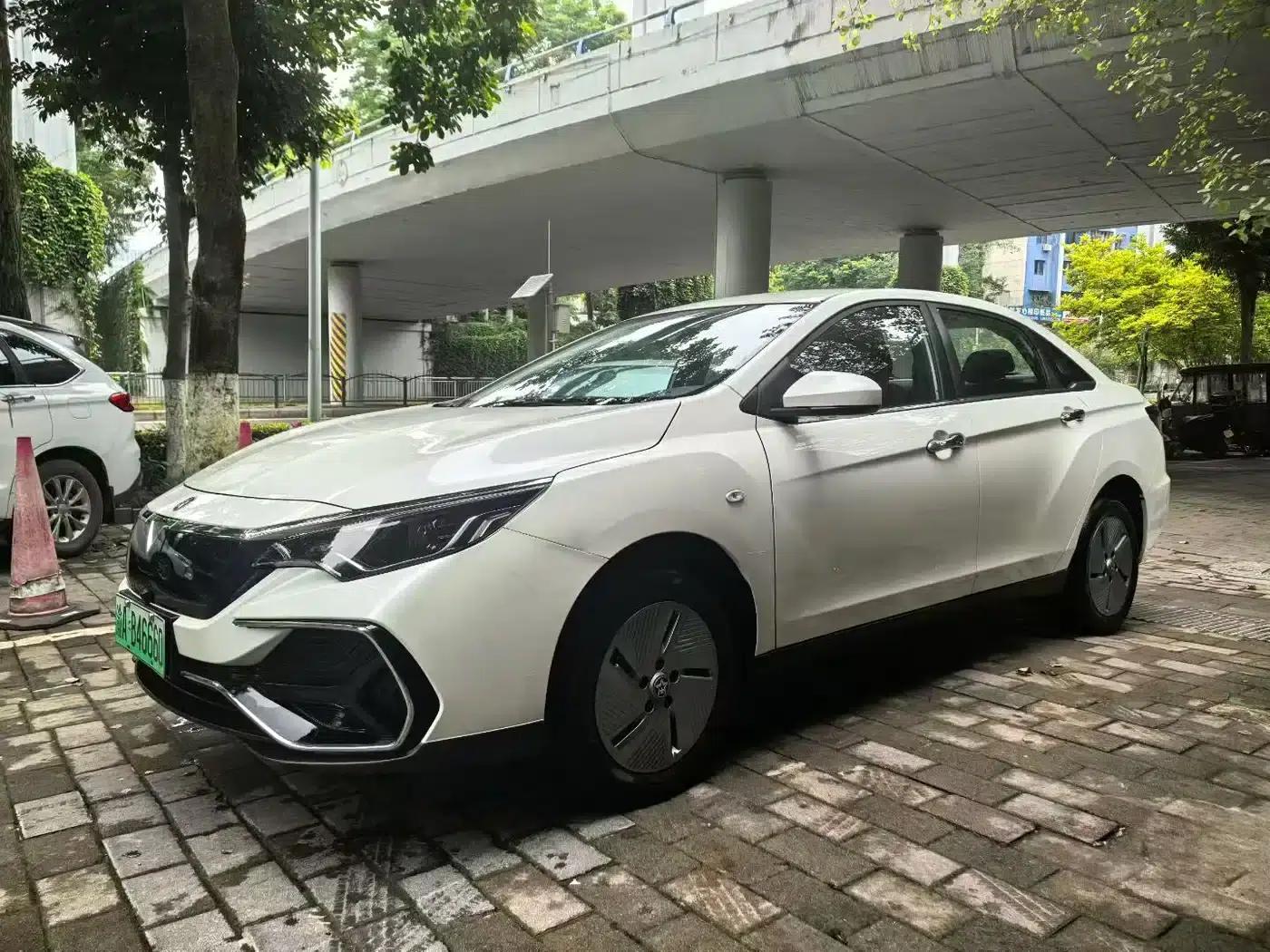 Venucia D60EV 2023 PLUS Comfort Edition SI — миниатюра 1