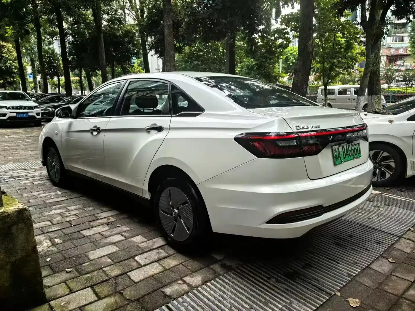 Venucia D60EV 2023 PLUS Comfort Edition SI — миниатюра 7