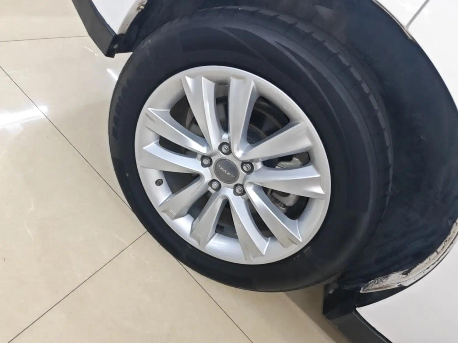 Haval H2 2015 1.5T Automatic Two-Wheel Drive Elite Edition — миниатюра 11