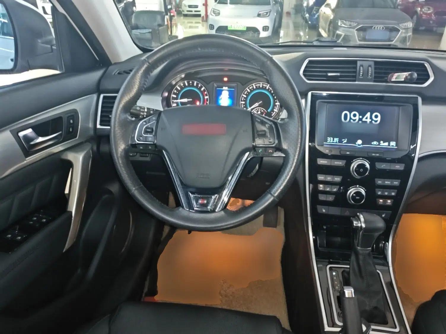 Haval H2 2015 1.5T Automatic Two-Wheel Drive Elite Edition — миниатюра 13