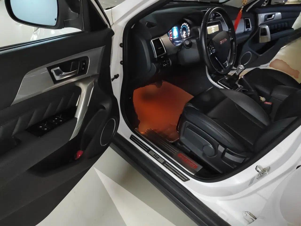 Haval H2 2015 1.5T Automatic Two-Wheel Drive Elite Edition — миниатюра 16