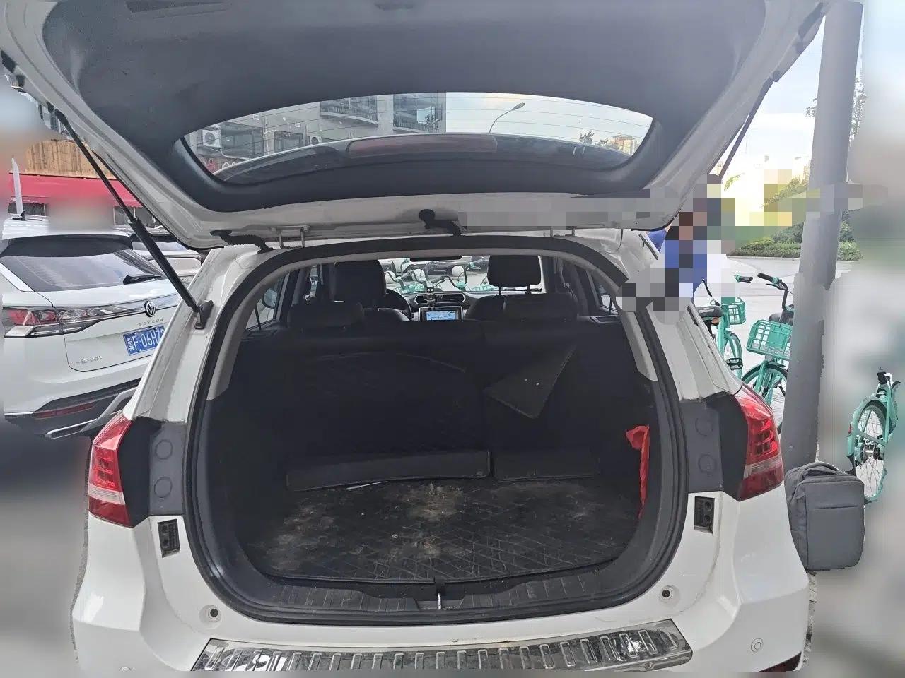 Haval H2 2014 1.5T Manual Two-Wheel Drive Elite Edition — миниатюра 19