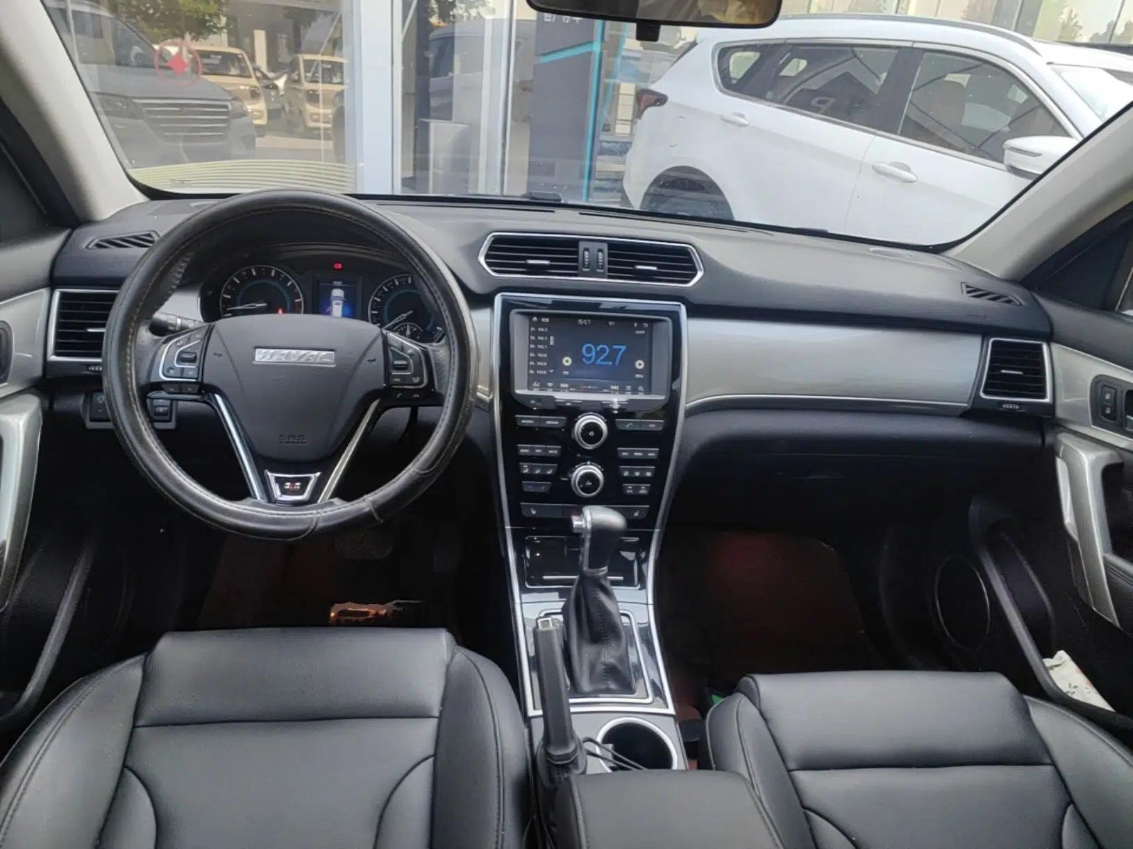 Haval H2 2016 Red Label 1.5T Automatic Two-Wheel Drive Elite Model — миниатюра 12