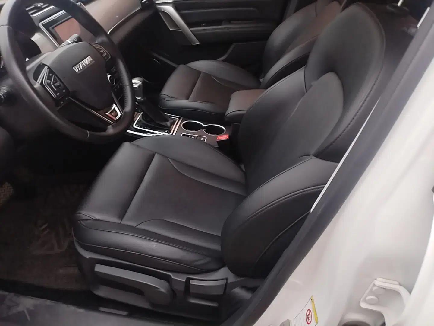 Haval H2 2017 Red-Label 1.5T Automatic Two-Wheel Drive Luxury Model — миниатюра 17
