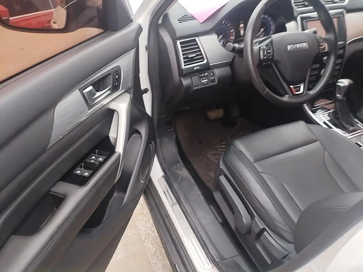 Haval H2 2017 Red-Label 1.5T Automatic Two-Wheel Drive Luxury Model — миниатюра 18