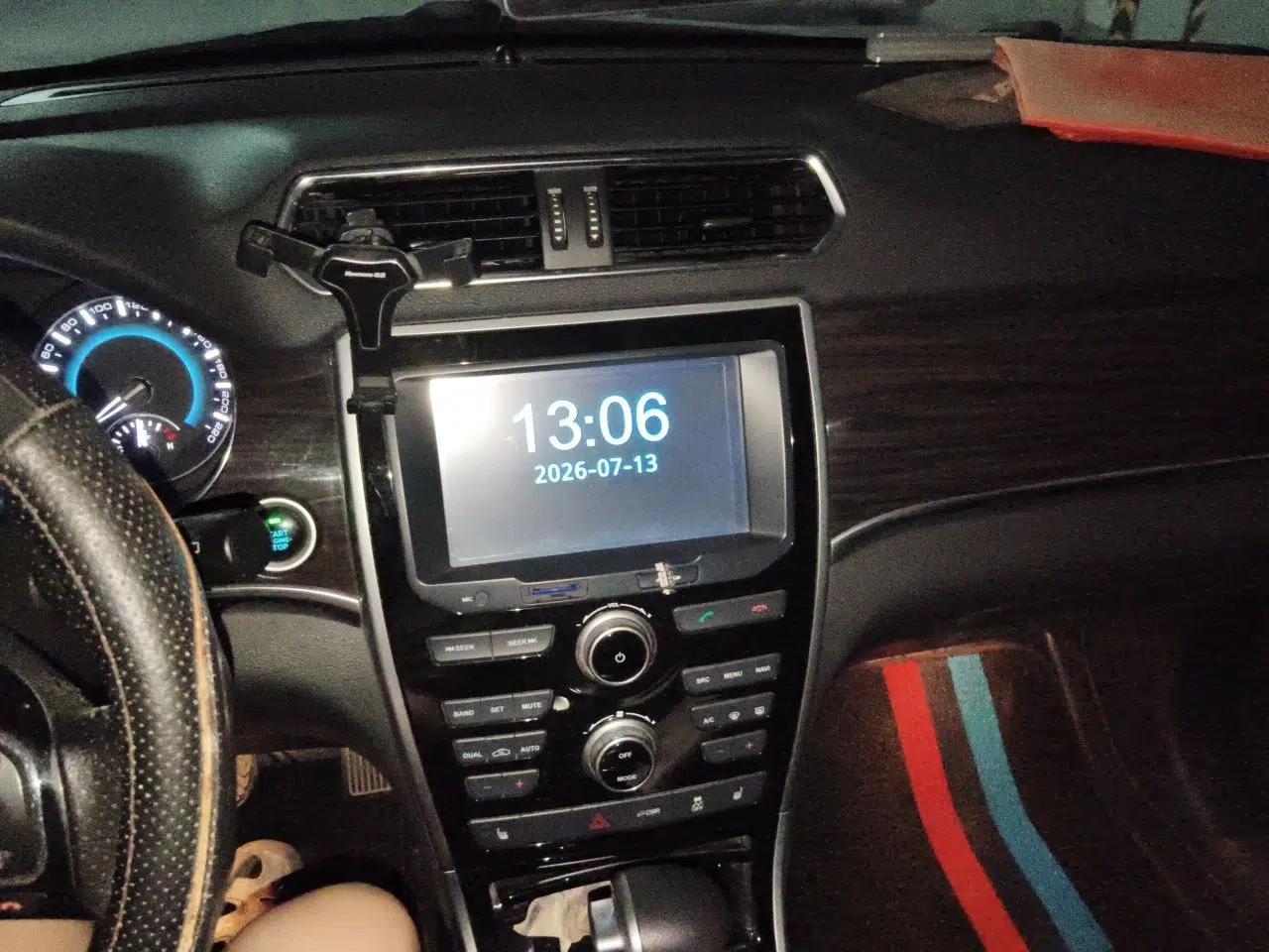 Haval H2 2016 Red-Label 1.5T Automatic Two-Wheel Drive Luxury Model — миниатюра 10