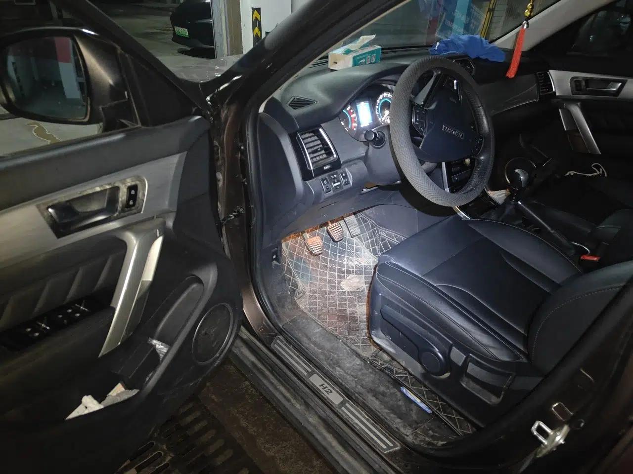 Haval H2 2016 Red Label 1.5T Manual Two-Wheel Drive Elite Model — миниатюра 16