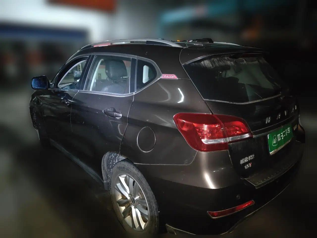 Haval H2 2016 Red Label 1.5T Manual Two-Wheel Drive Elite Model — миниатюра 4