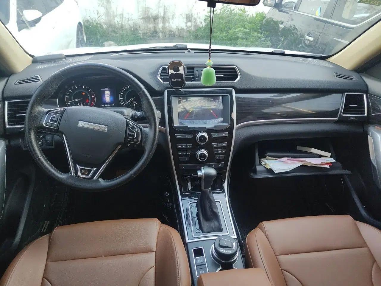 Haval H2 2017 Red-Label 1.5T Automatic Two-Wheel Drive Luxury Model — миниатюра 9