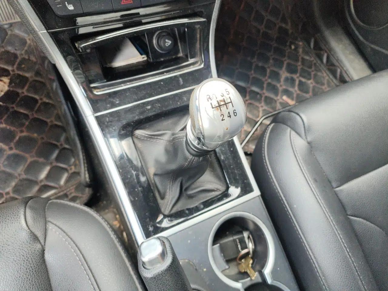 Haval H2 2014 1.5T Manual Two-Wheel Drive Elite Edition — миниатюра 14