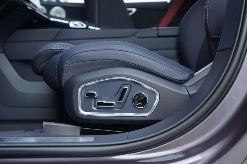 ZEEKR 001 2026 Max Edition 95kWh AWD — миниатюра 8