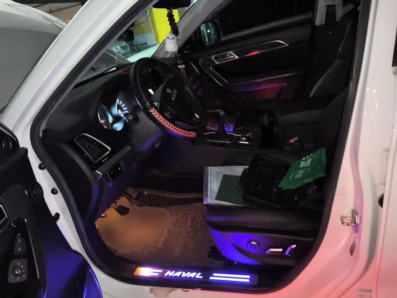 Haval H6 Coupe 2015 Blue-Label 2.0T Manual Two-Wheel Drive Prestige Model — миниатюра 15