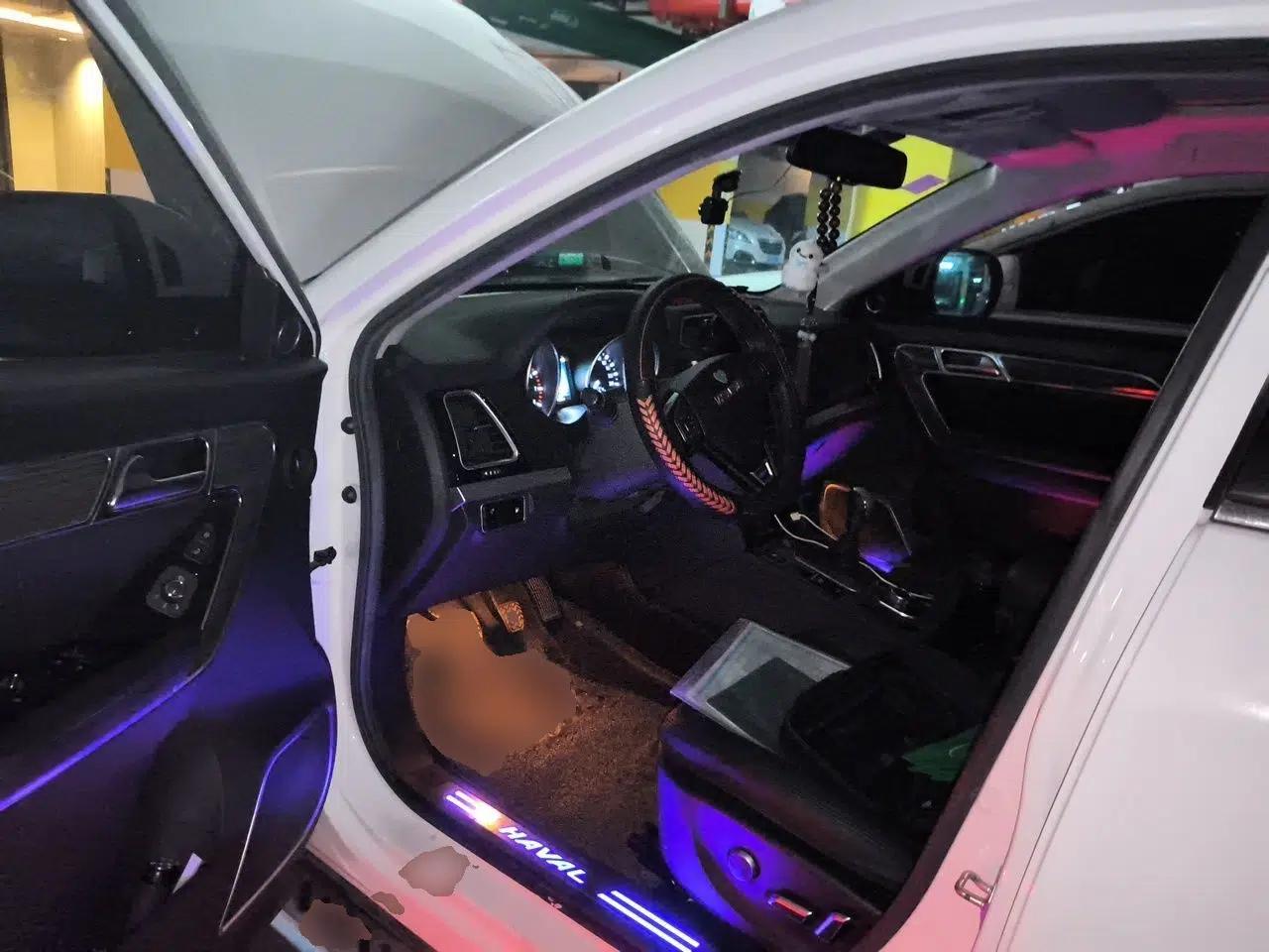 Haval H6 Coupe 2015 Blue-Label 2.0T Manual Two-Wheel Drive Prestige Model — миниатюра 16