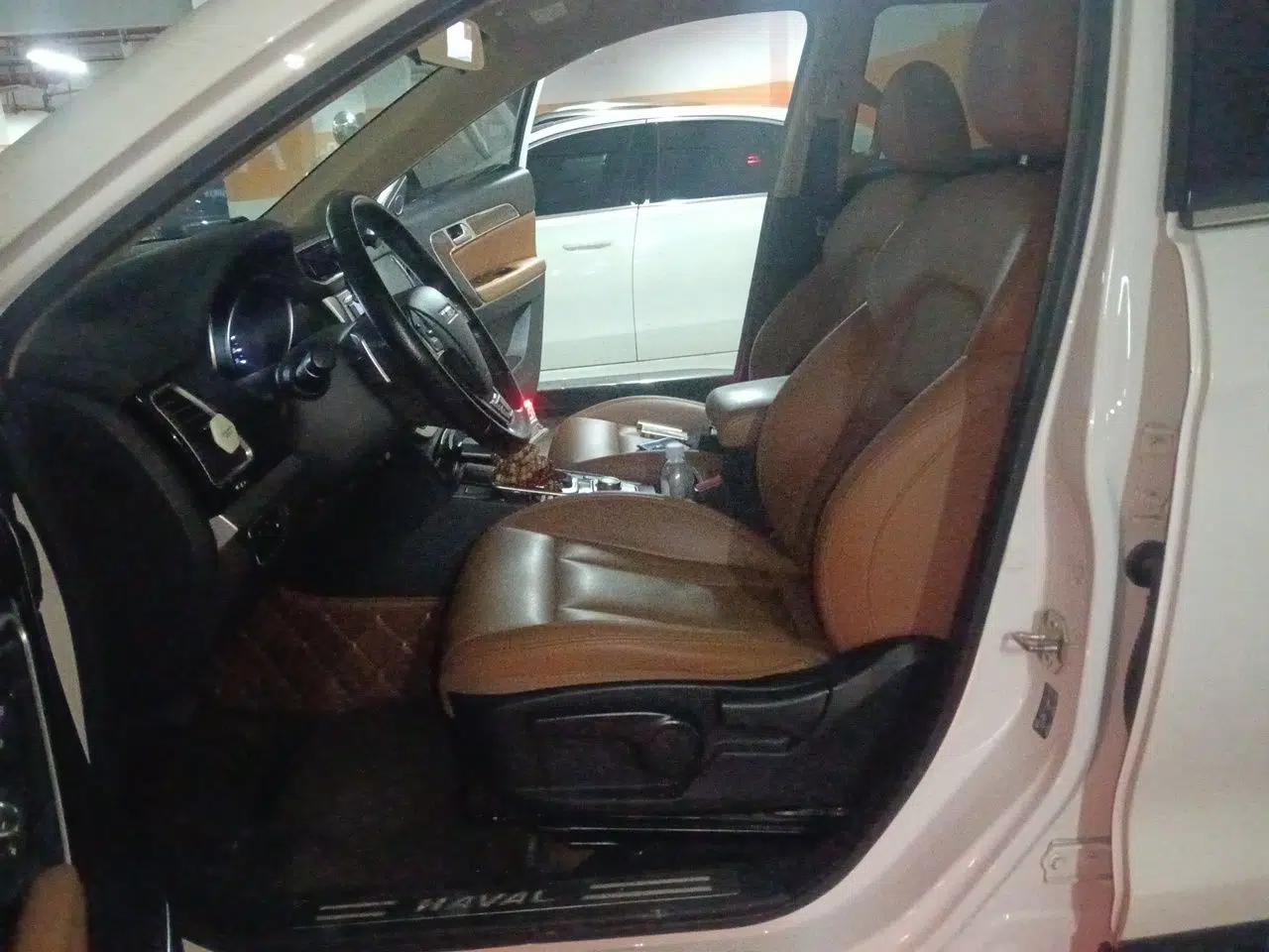 Haval H6 Coupe 2016 Blue Label 1.5T Automatic Two-Wheel Drive Urban Model — миниатюра 15