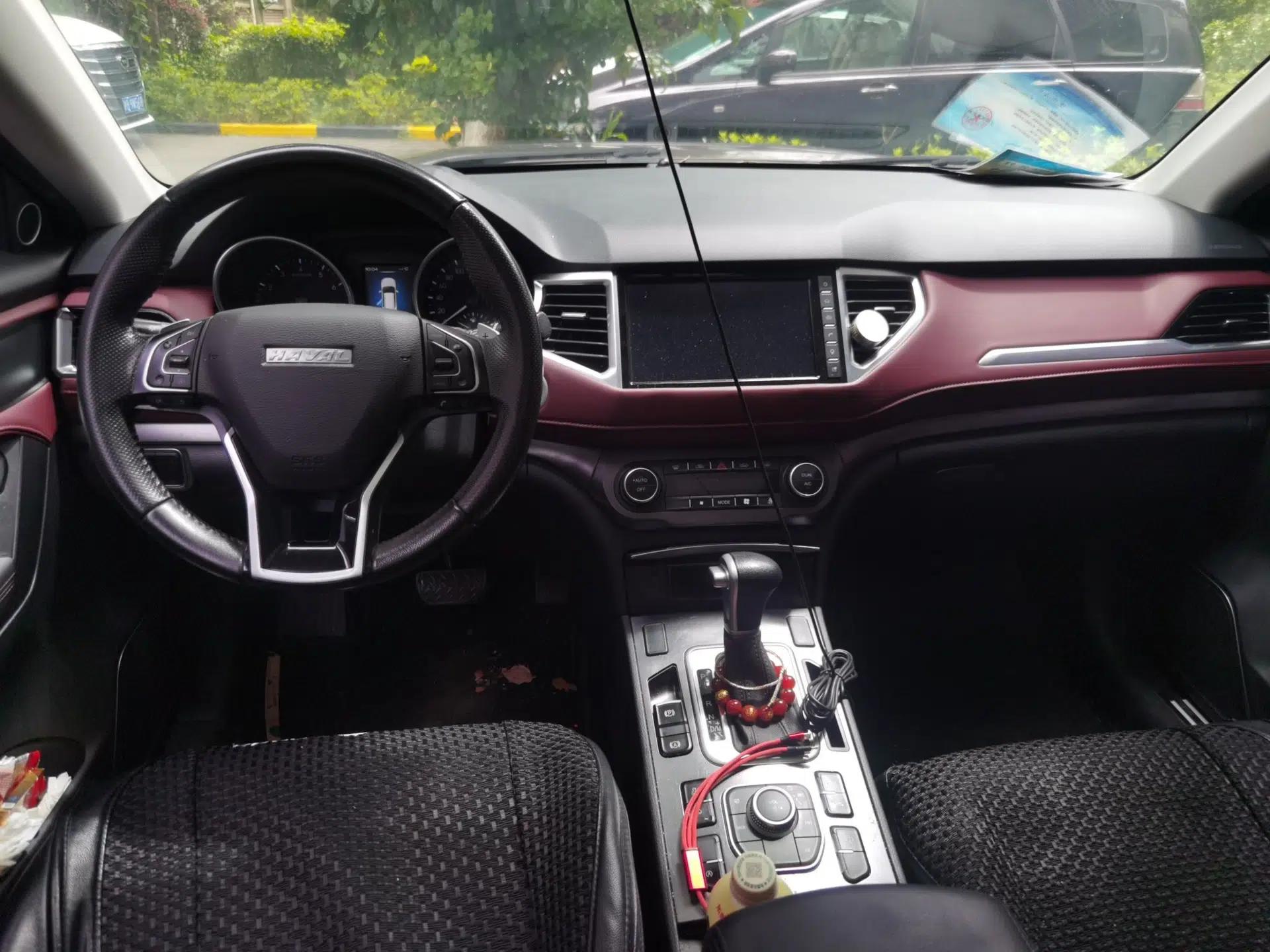 Haval H6 Coupe 2018 Red-Label 1.5T Automatic Two-Wheel Drive Ultra-Luxury Model — миниатюра 9
