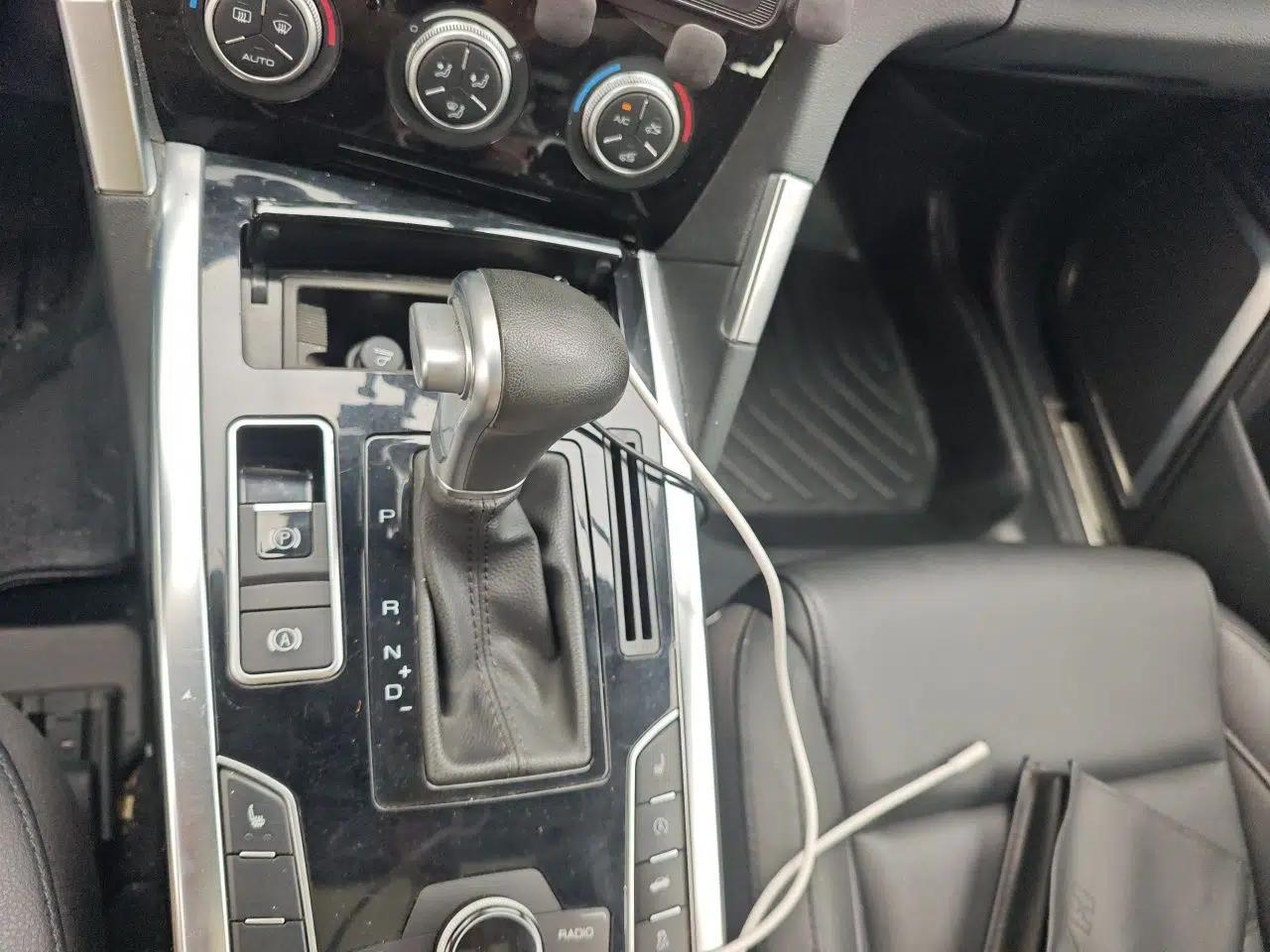 Haval H7 2016 Blue-Label H7 2.0T Automatic Luxury Model — миниатюра 18
